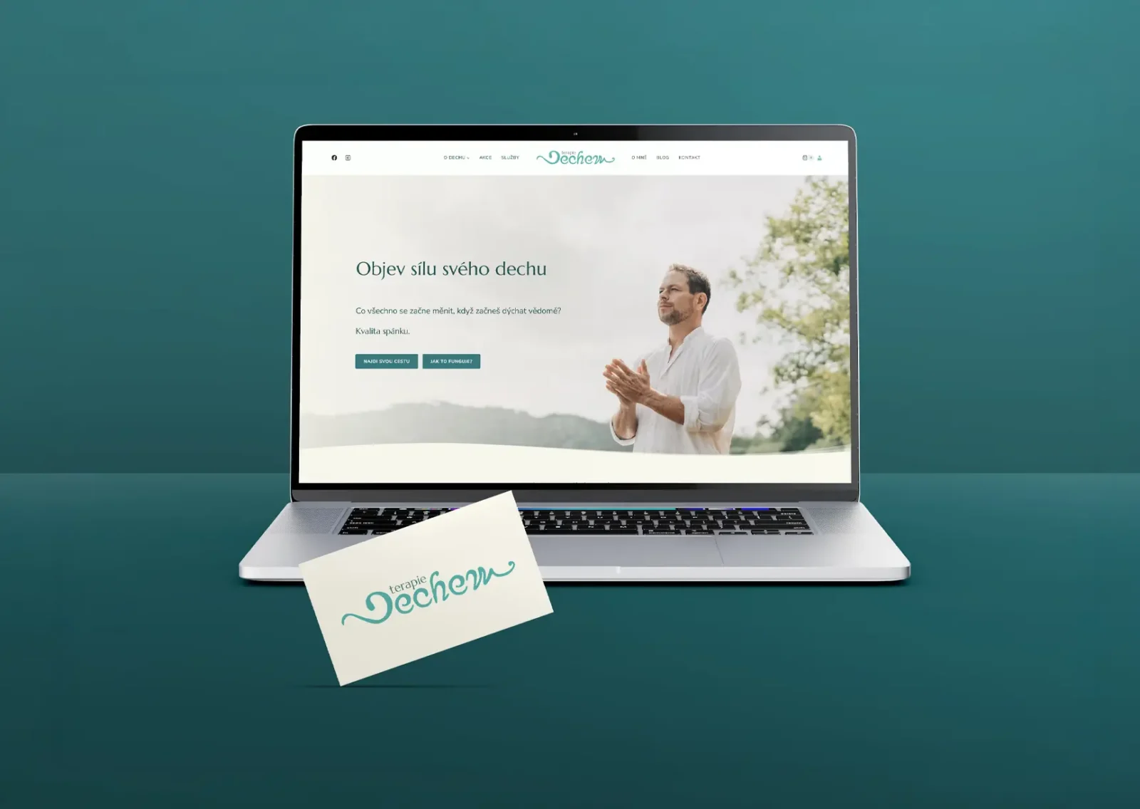 Hotový responzivní web Terapie dechem na notebooku a telefonu